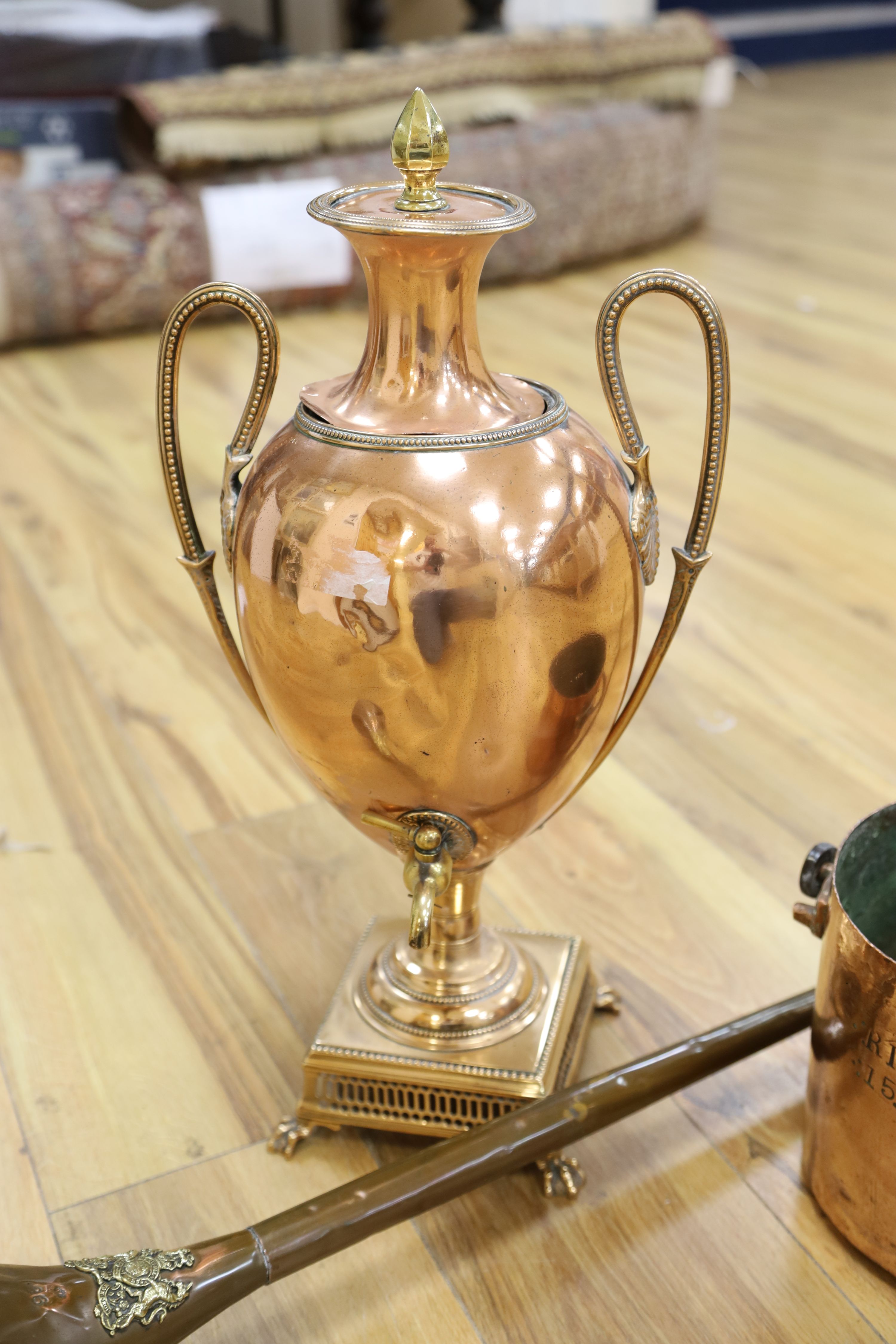 A Victorian copper measure, a coaching horn and a samovar